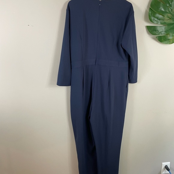 Halston navy blue jumpsuit - Picture 3 of 9